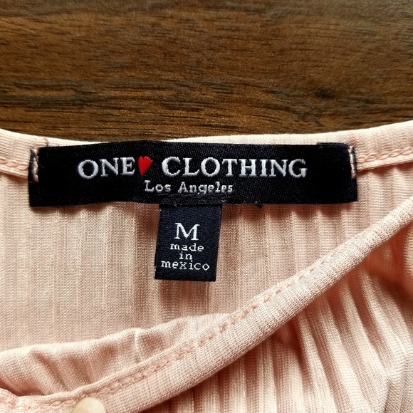 Textured Pink Cold Shoulder Cami - Picture 3 of 5